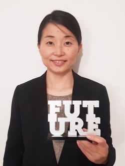 Akiko Omori with Future Award